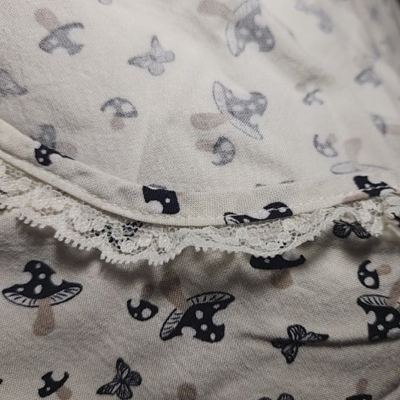 Top - Picture 3 of 6